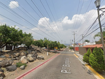 HERMOSA Y AMPLIA CASA EN TEMIXCO MORELOS !!!