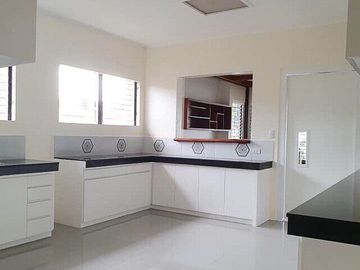 Merville Subdivision | Good Location! Five Bedroom 5BR Modern Asian House and Lot for Sale in Parañaque City near NAIA Airport, SM Bicutan, Arca South