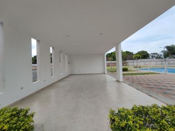 casa en urbanización de venta en Portoviejo