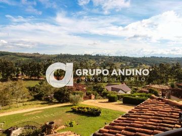 Se Vende Parcela en el Conjunto Mirador del lago Mesa de los Santos