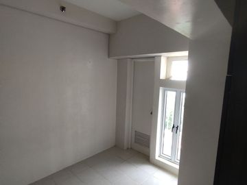 TAGAYTAY CONDO, EARN 50K TO 60K / MONTH ON RENTAL INCOME- VERY AFFORDABLE