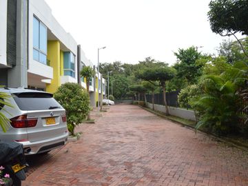 casa en venta en conjunto en Ricaurte- Cundinamarca