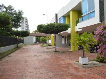 casa en venta en conjunto en Ricaurte- Cundinamarca