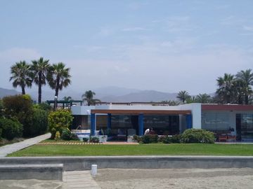 SE VENDE LINDA CASA 1ra FILA PLAYA DEL SOL - ASIA