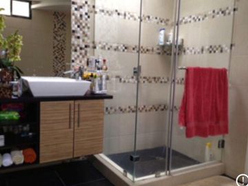 Venta de Casa con Piscina CEIBOS NORTE , Vía a la Costa, Guayaquil