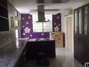 Venta de Casa con Piscina CEIBOS NORTE , Vía a la Costa, Guayaquil