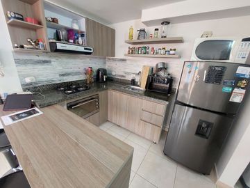 APARTAMENTO MODERNO CON PARQUEADERO PROPIO - En Madird, Cundinamarca