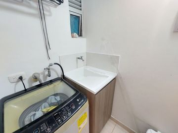 APARTAMENTO MODERNO CON PARQUEADERO PROPIO - En Madird, Cundinamarca