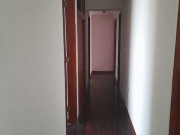 ALQUILO DPTO AMOBLADO CON COCHERA EN 3ER PISO SAN BORJA