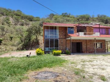 Casa en venta en Malacatos sector Ceibopamba