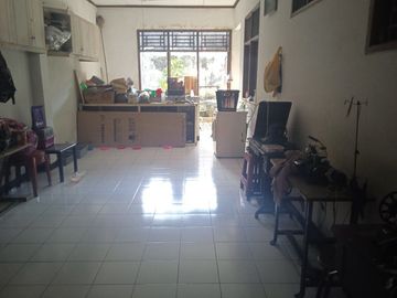 Rumah Strategis Pinggir Jalan Besar Cocok Usaha Di Meruya Selatan Kembangan Jakarta Barat