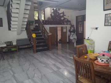 Rumah Strategis Pinggir Jalan Besar Cocok Usaha Di Meruya Selatan Kembangan Jakarta Barat