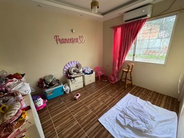 En venta propiedad de 12,000 m2 en el cantón Lomas del Sargentillo a 25 minutos de Guayaquil.