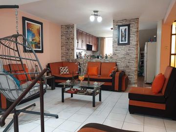 VENTA DE CASA EN URB. LOS GIRASOLES, CHACLACAYO