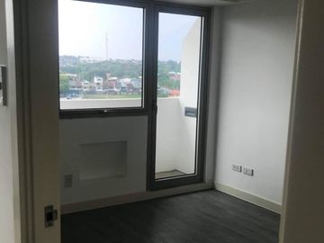 Studio Unit For Sale at The Residences Commonwealth