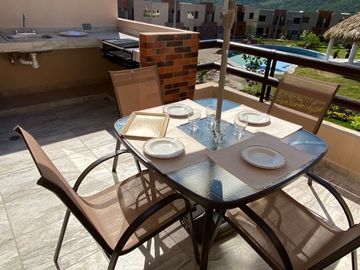 Casa en Venta con alberca, 3 recamaras a 15 minutos de Cuernavaca en Xochitepec Morelos