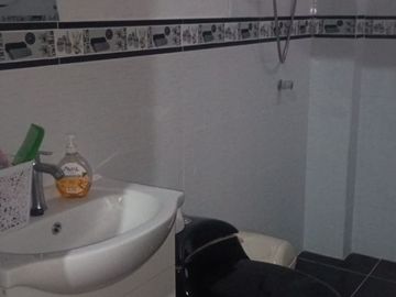 VENTA DE CASA EN MODERNA URB. SAN ANTONIO DE PACHACAMAC