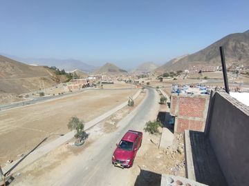 VENTA DE CASA EN MODERNA URB. SAN ANTONIO DE PACHACAMAC