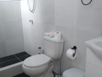VENTA DE CASA EN MODERNA URB. SAN ANTONIO DE PACHACAMAC