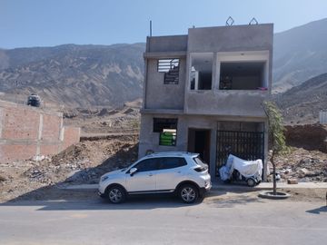 VENTA DE CASA EN MODERNA URB. SAN ANTONIO DE PACHACAMAC