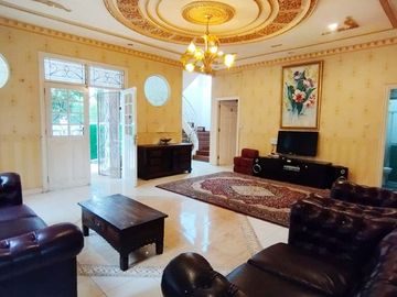 Sewa Villa di Kota Bunga Little Venice Puncak