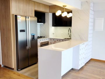 ¡VENDO EN CHACARILLA! PRECIOSO DEPARTAMENTO DÚPLEX CON AMPLIA TERRAZA Y LINEA BLANCA