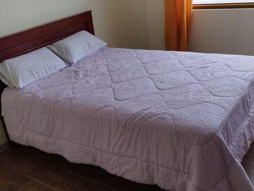 CASA DE VENTA en el QUINCHE, con terreno