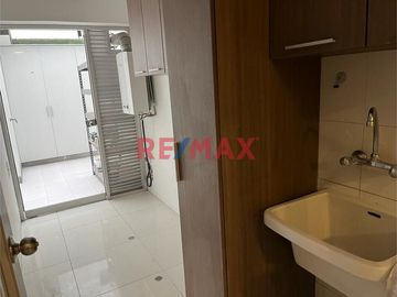 Vendo Exclusivo Departamento En Surco 3 Cocheras