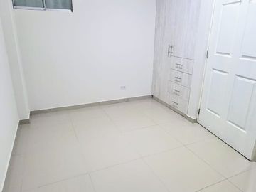 Venta De Acogedor Minidepartamento En San Juan De Miraflores