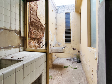 PROPIEDAD DE 447m2 EN VENTA EN LA COLONIA MODERNA