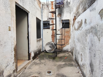 PROPIEDAD DE 447m2 EN VENTA EN LA COLONIA MODERNA