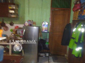 Rumah second siap huni murah tanah luas dibojongsari,Depok