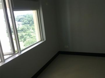 FOR SALE - Studio Unit in Stamford Executive Residences, Brgy. Pinagsama, Taguig City