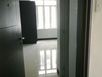 FOR SALE - Studio Unit in Stamford Executive Residences, Brgy. Pinagsama, Taguig City