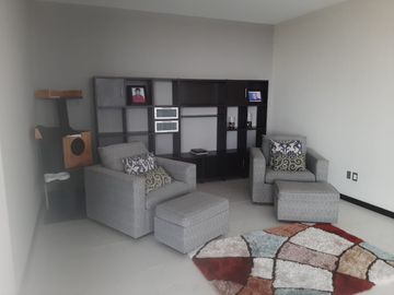 VENDO O RENTO CASA CON COLINDANCIA A CAMPO DE GOLF EN EL BOSQUE COUNTRY CLUB