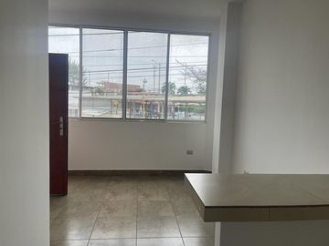 Santa Elena, Venta de casa 4 dormitorios y Edificio de 4 departamentos y 2 locales