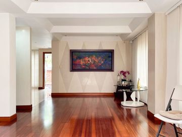 Excepcional casa esquinera en conjunto residencial con 230 m2. Pinares. Pereira - Colombia.
