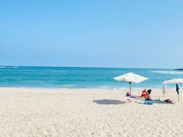 SE ALQUILA LINDO DEPARTAMENTO EN PLAYA BLANCA  EN LA MEJOR ZONA DE PUNTA HERMOSA