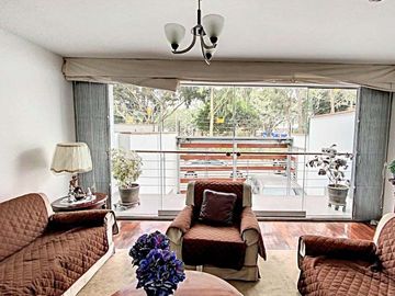 VENDO amplio y cómodo Dpto. 155m2, Av Boulevard, San Borja