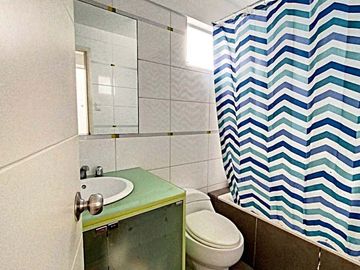 VENDO amplio y cómodo Dpto. 155m2, Av Boulevard, San Borja