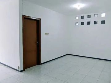 Rumah 2 Lantai Luas 110 di Borobudur Sukarno Hatta Suhat Malang