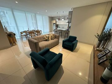 Apartamento de 3 habitaciónes con baño! Sector residencial Alto Prado!
