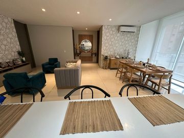 Apartamento de 3 habitaciónes con baño! Sector residencial Alto Prado!