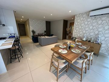Apartamento de 3 habitaciónes con baño! Sector residencial Alto Prado!