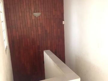 LOMAS DE VALLE DORADO CASA PARA DEMOLER EN VENTA