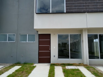 CASA EN COTO LA ARBOLEDA EN SANTA ANITA TLAQUEPAQUE JALISCO REMATE BANCARIO