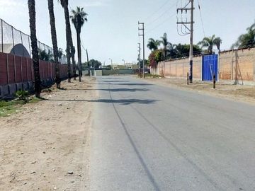 VENDO TERRENO EN CHORRILLOS IDEAL PARA CONDOMINIO O UNIVERSIDADES