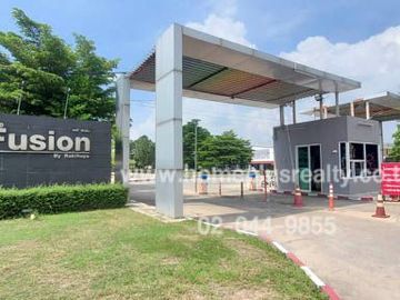 หมู่บ้านฟิวชั่น (The Fusion) หลังริมอยู่ใจกลางเมืองใกล้บิ๊กซีอยุธยา