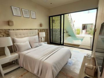 CASA COLONIAL EN ESQUINA REMODELADA EN EL CENTRO DE MÉRIDA, YUCATÁN