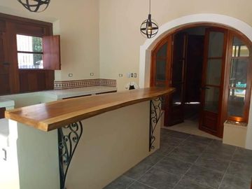 CASA COLONIAL EN ESQUINA REMODELADA EN EL CENTRO DE MÉRIDA, YUCATÁN